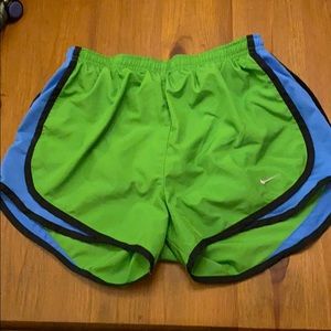 nike running shorts size  small